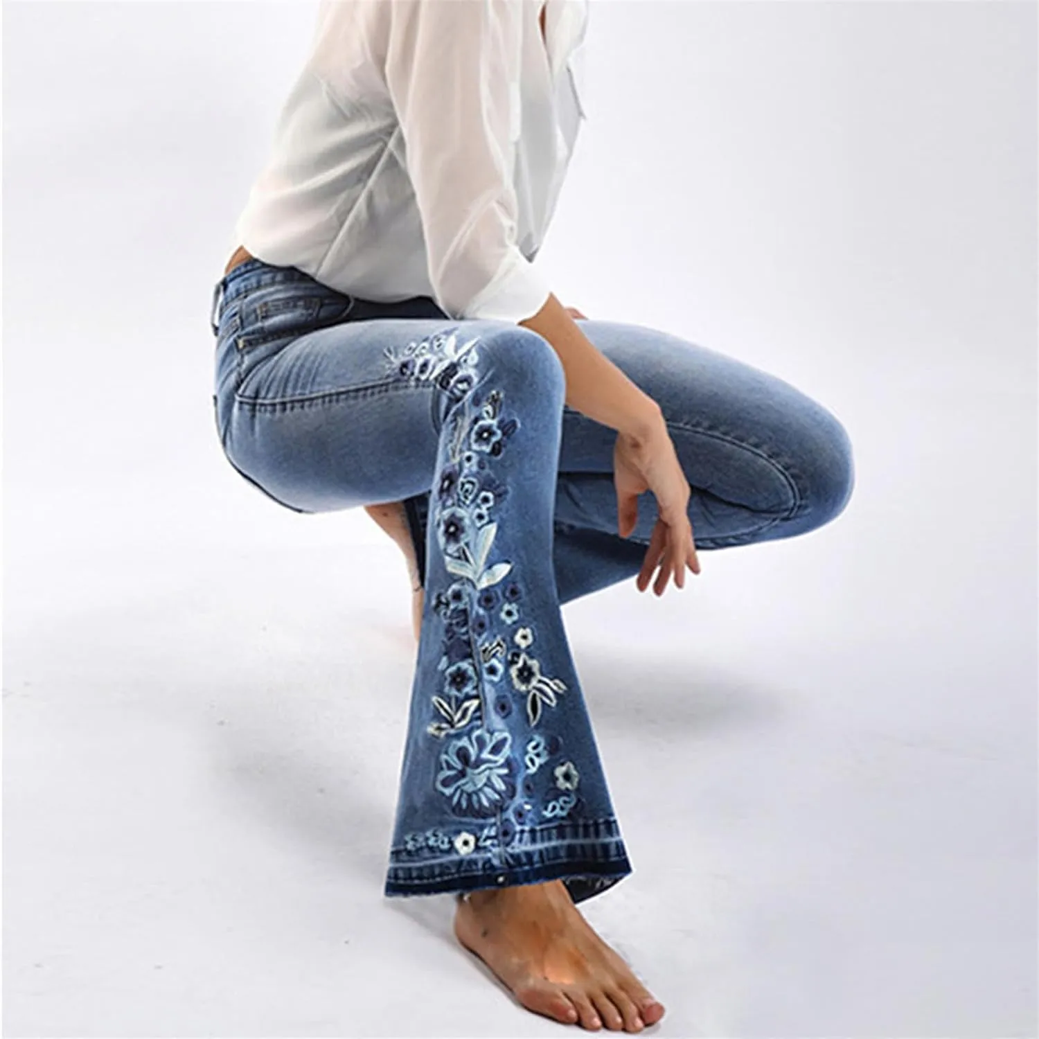 Andongnywell Women's Embroidered High Waist Skinny Fit Cropped Denim Pants Slim Fit Embroidery Jeans Trousers