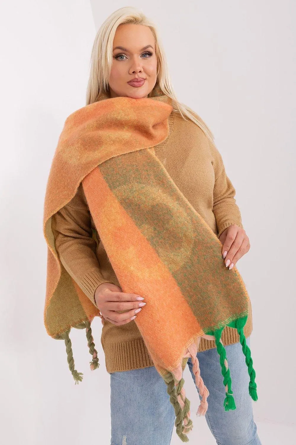 Elegant Autumn Striped Shawl with Charming Tassels