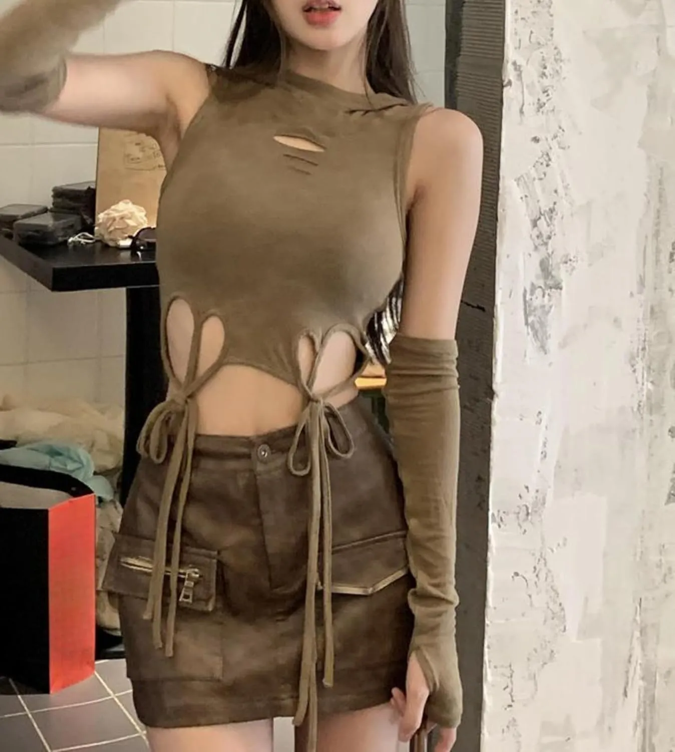 Women Wasteland Top Y2K Tank Top with Hoodie Vintage Cloak Backless Tops Hollowed Cami with Sleeves
